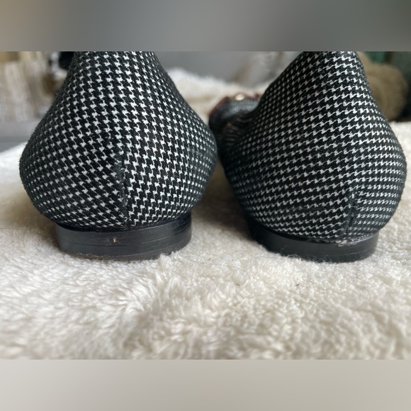 AGL Flats. B/W houndstooth w/red buckle. Size 6.5. GUC - Picture 7 of 12